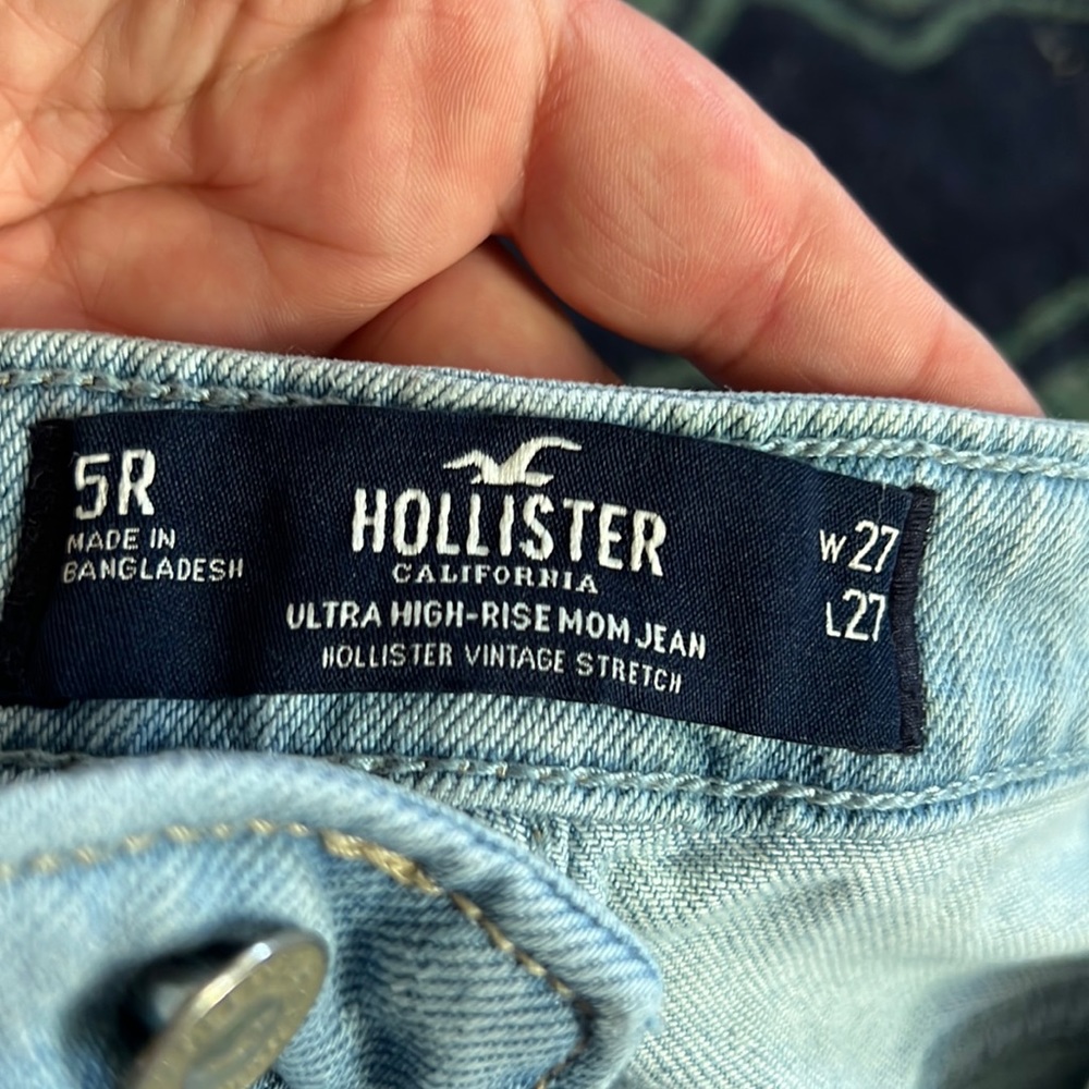 Hollister 5R 27L 27 W Ultra high rise mom jeans